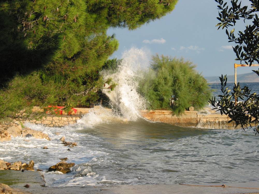 Kleine Springflut in Kroatien