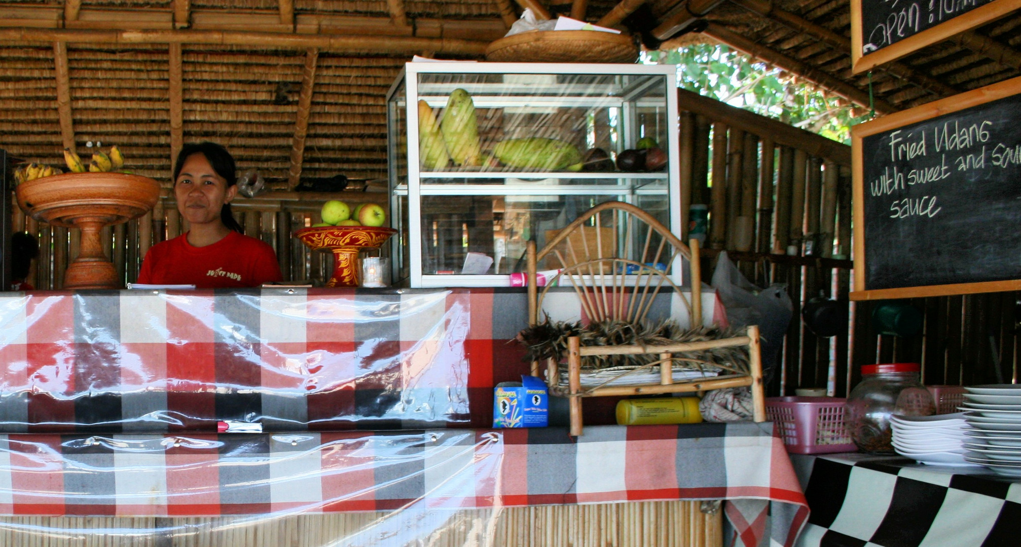 Kleine Strandbar in Seminjak auf Bali