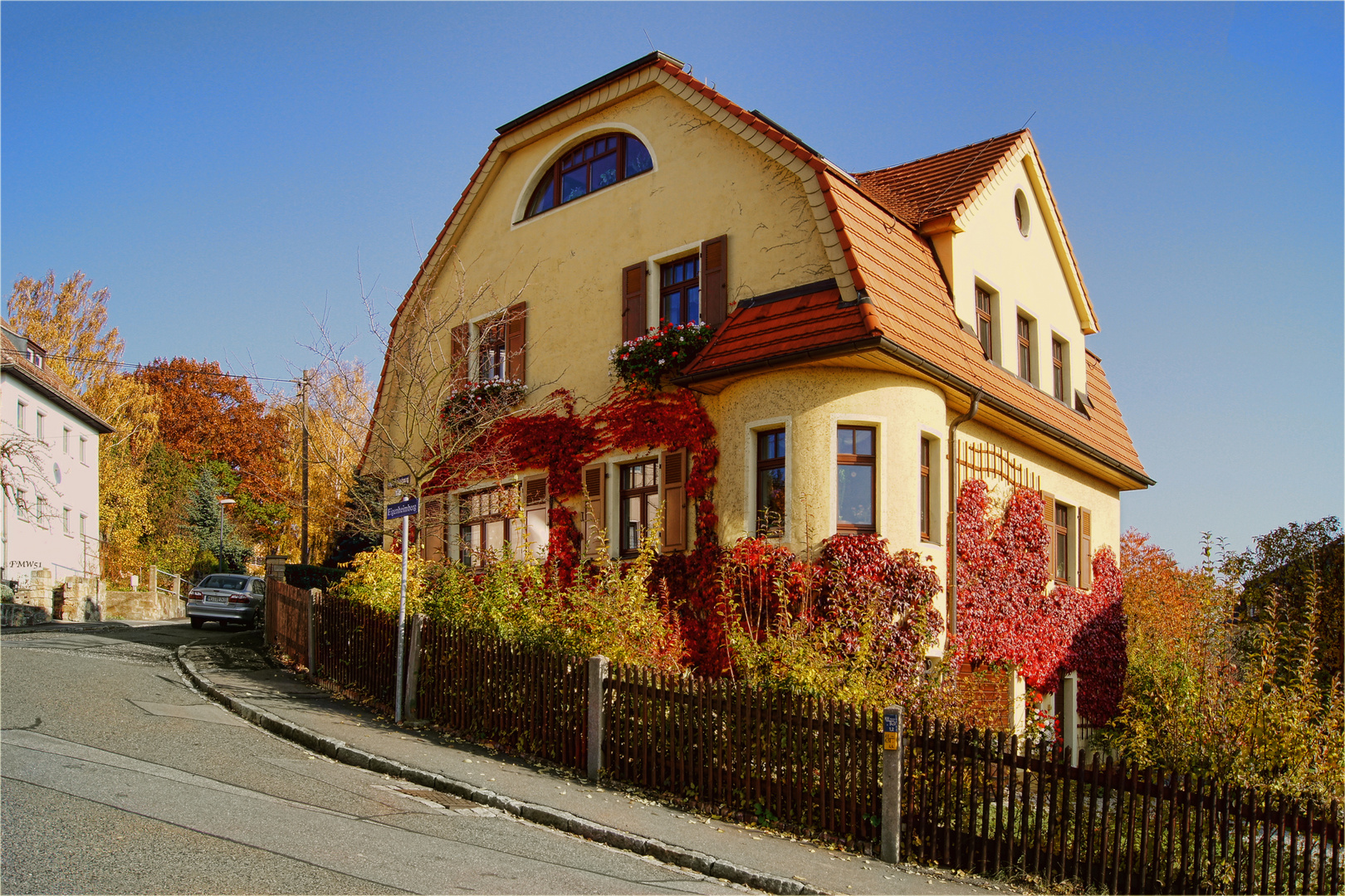 Kleine Vila am Kaitzer Weinberg