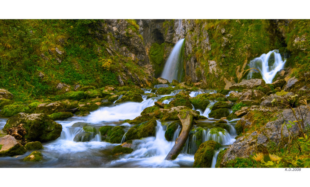 Kleine Wasserfälle