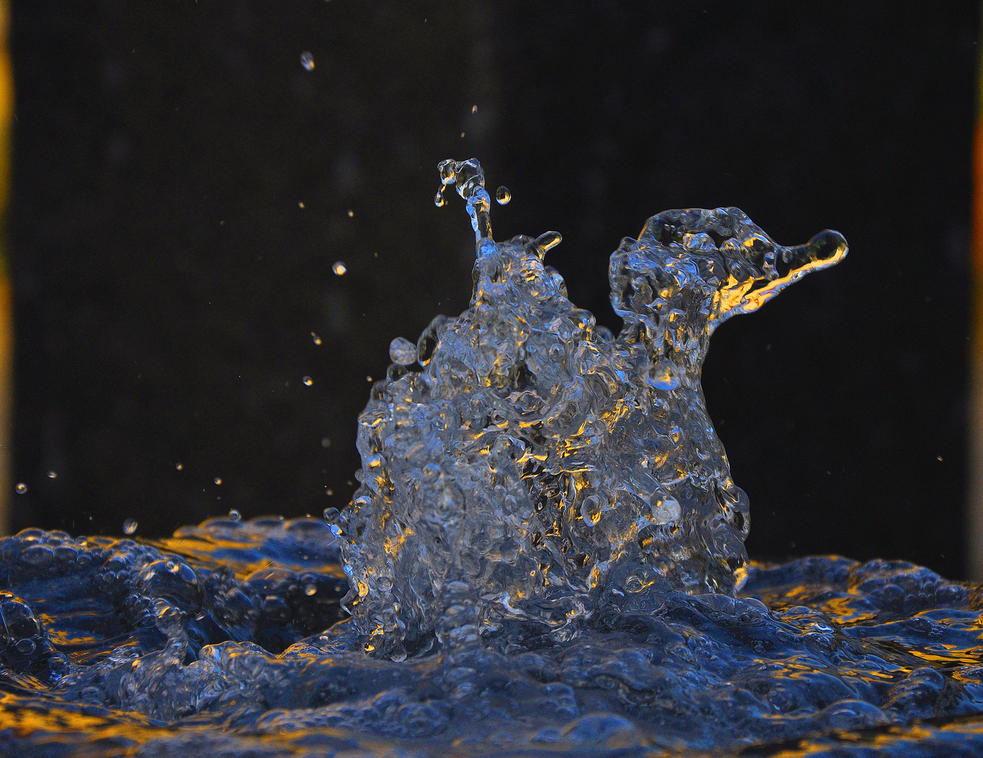 Kleine Wasserfontaine Krankenhaus Esslingen