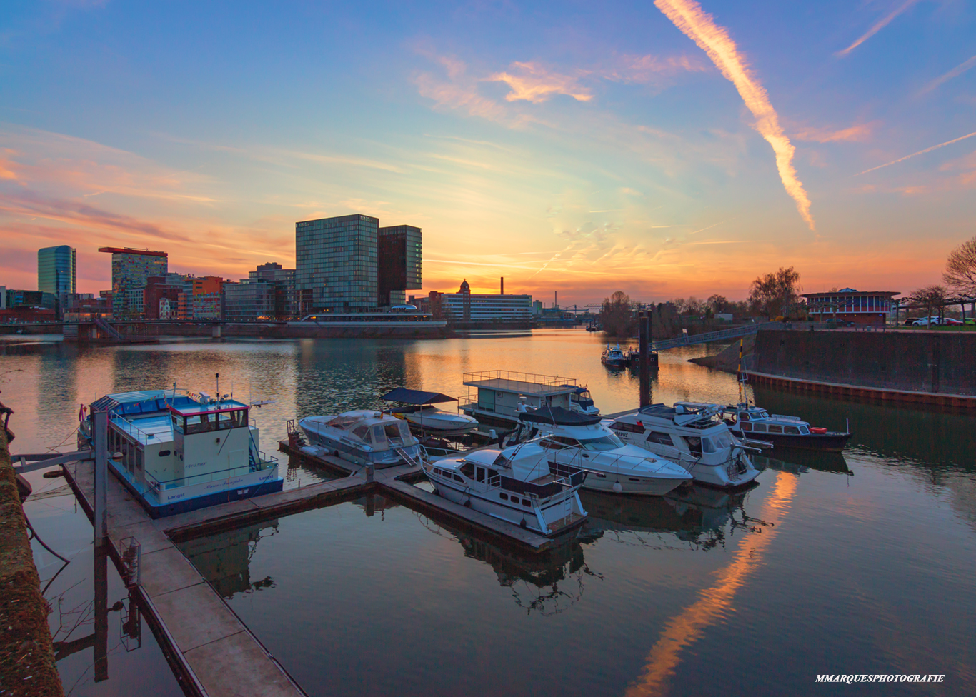 kleine Yachthafen Düsseldorf