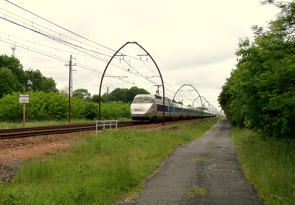 Kleiner Bahnhof "Marcheprime".04