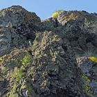 Kleiner Felsen in Vlastislav in mitten des Böhmischen Mittelgebirges gelegen...