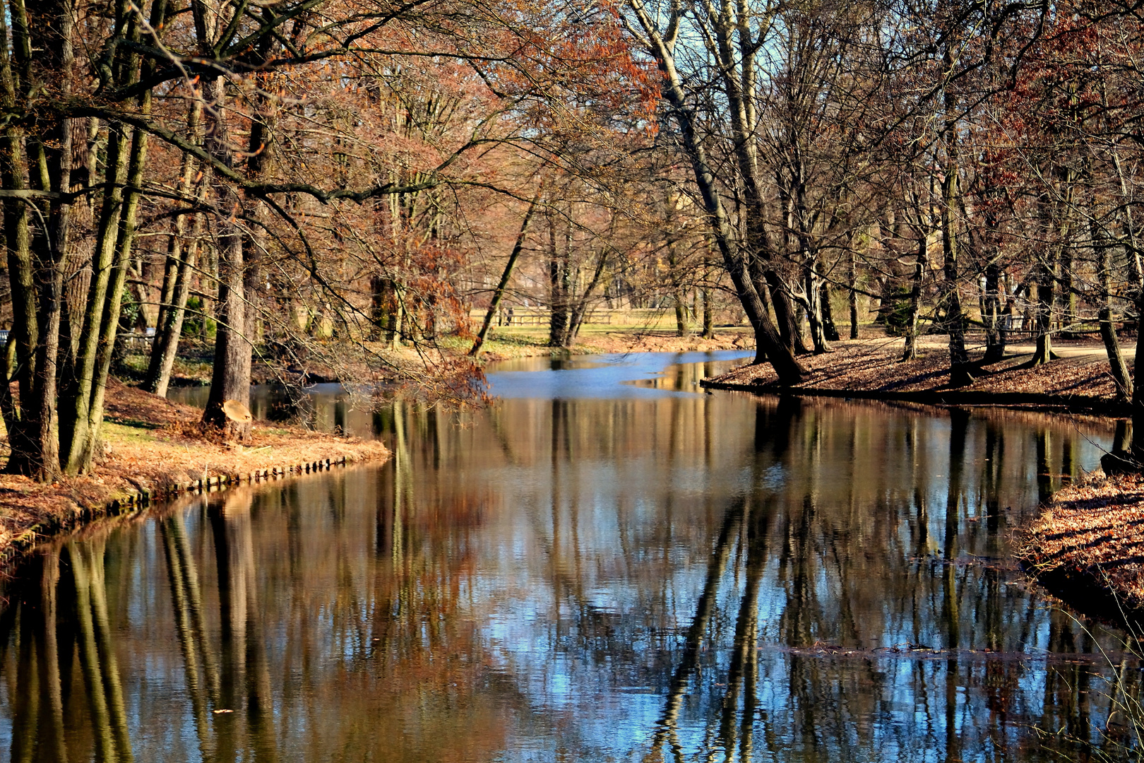 Kleiner Fluss im Schloss Charlottenburg