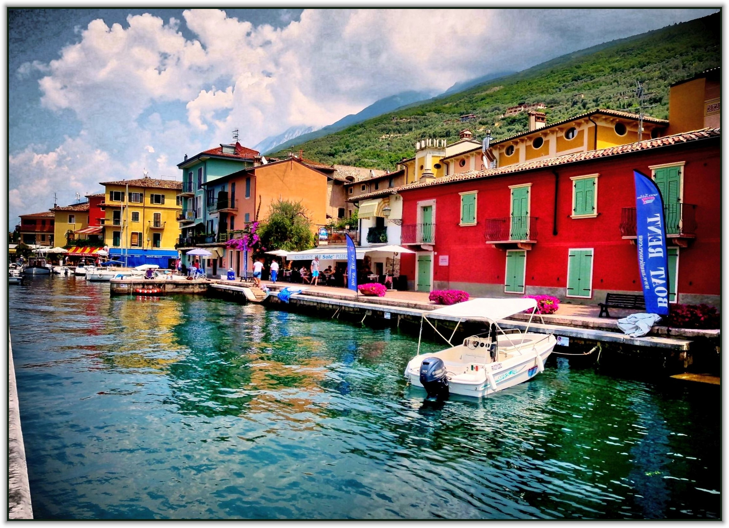 Kleiner Hafen am Gardasee