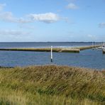 Kleiner Hafen im Wind