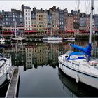 Kleiner Hafen in der Normandie