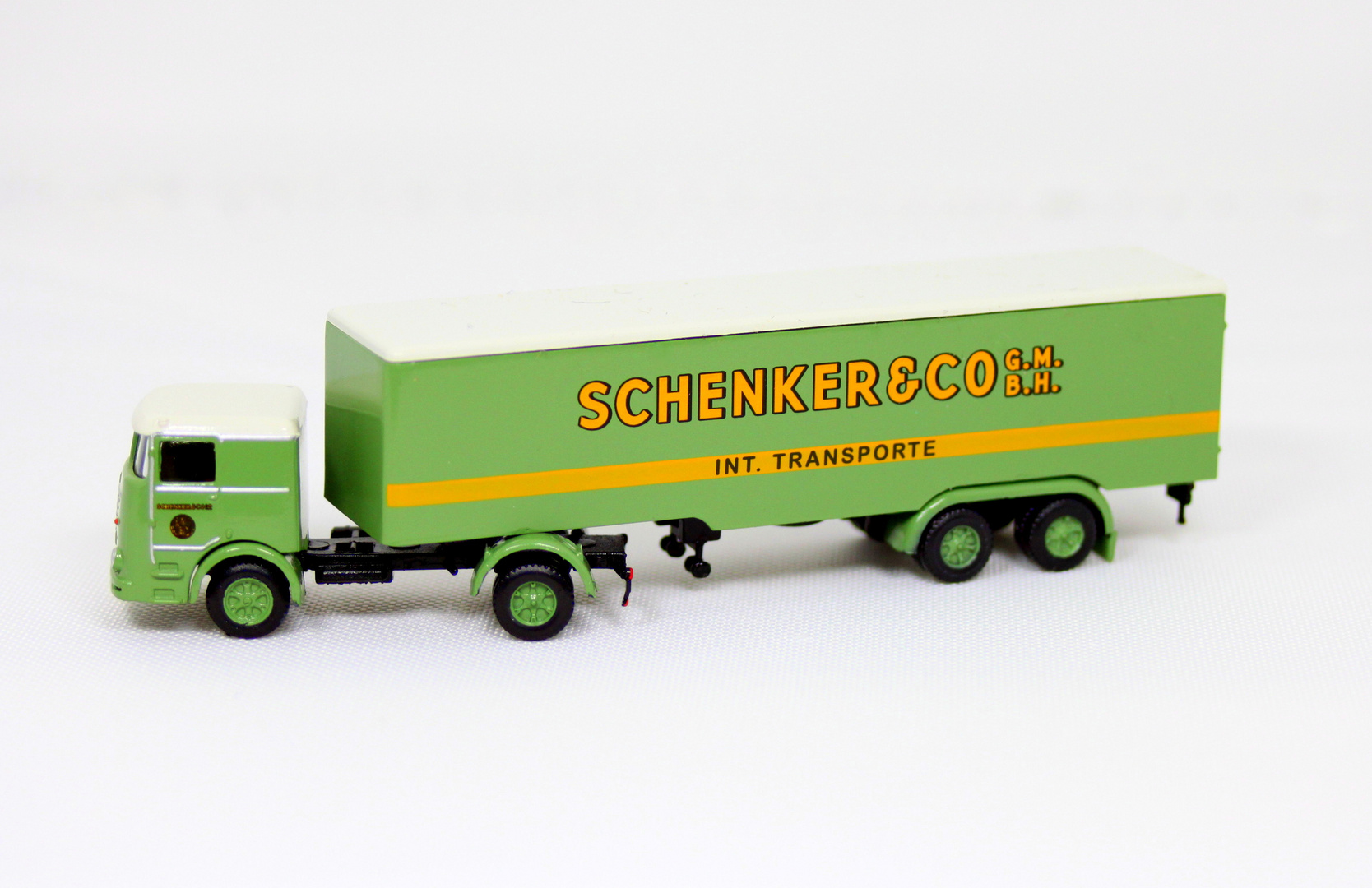 Kleiner LKW