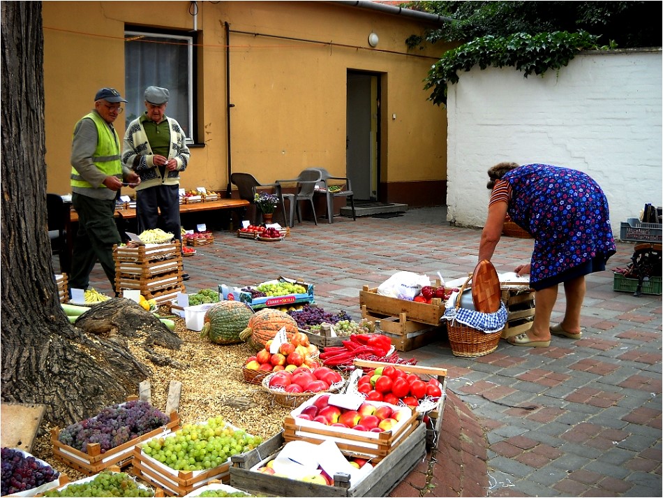 Kleiner Markt im Hinterhaus