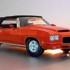 kleiner Pontiac (1:18)