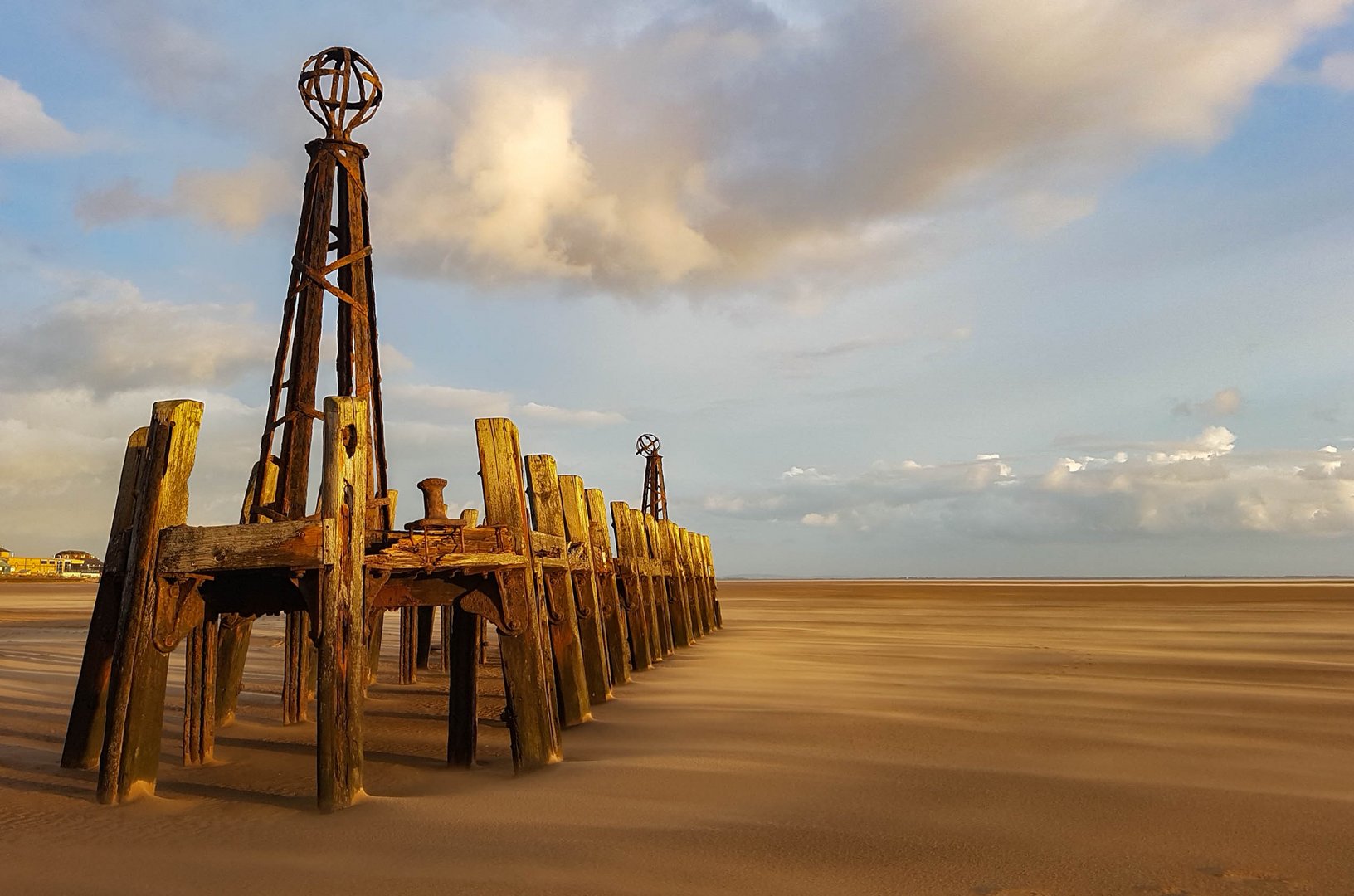 Kleiner Sandsturm am St Anne's Pier