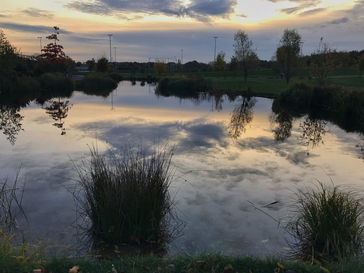 Kleiner See am Morgen