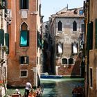 Kleiner Seitenkanal in Venedig