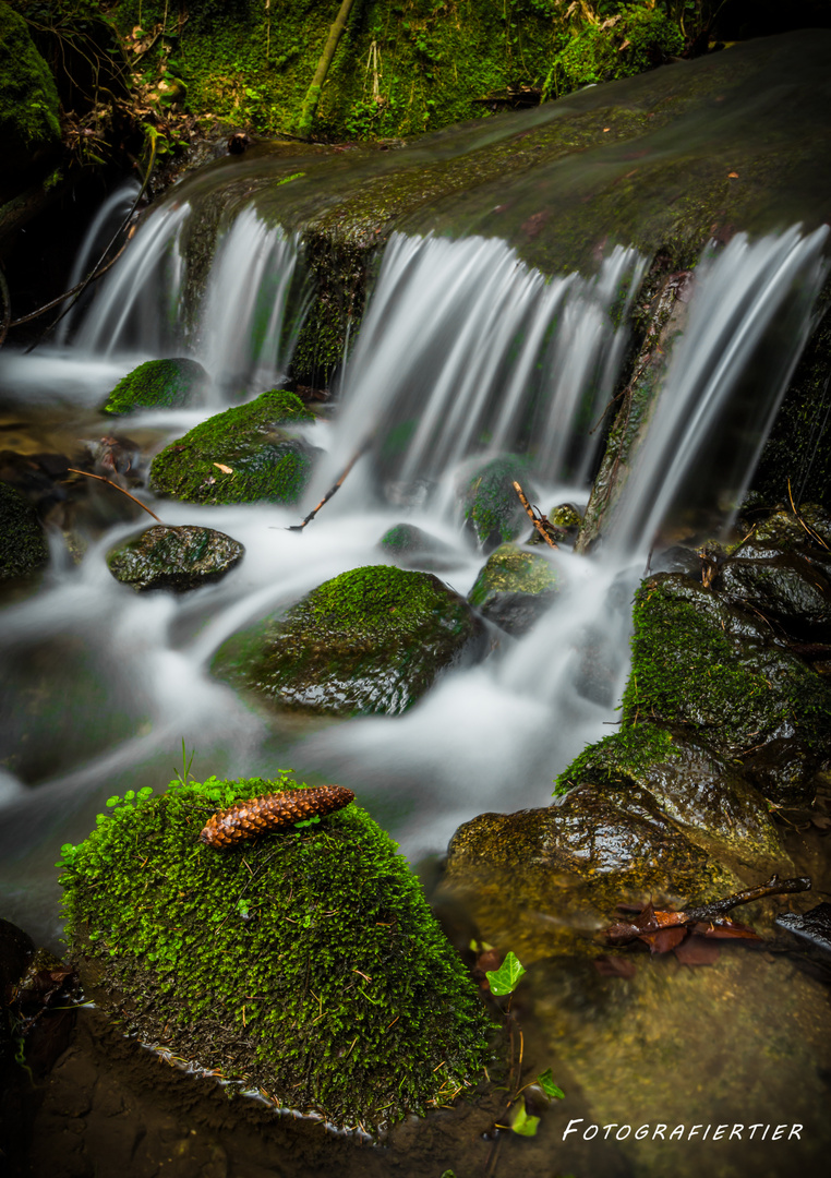 Kleiner Wasserfall