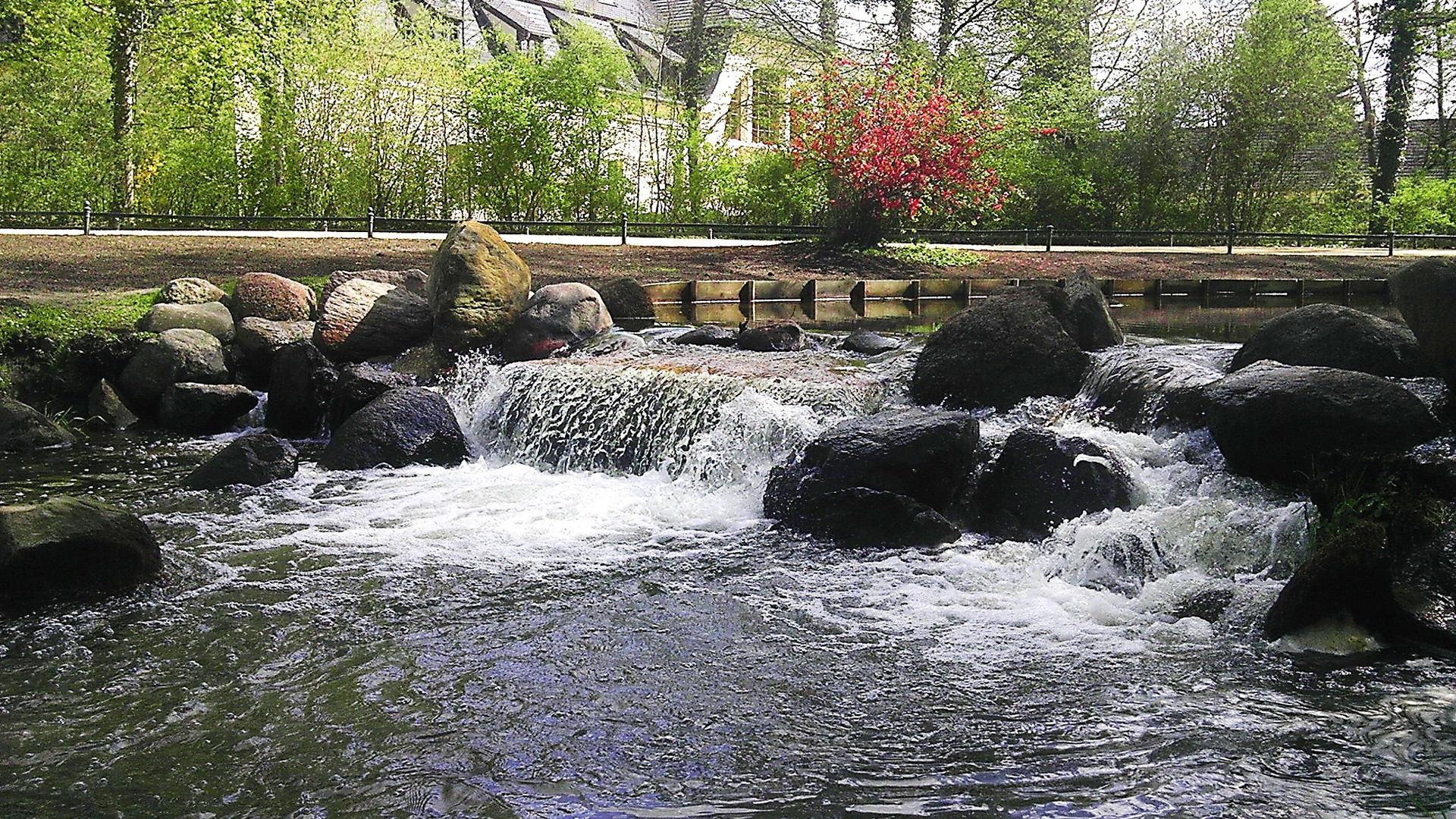 kleiner Wasserfall