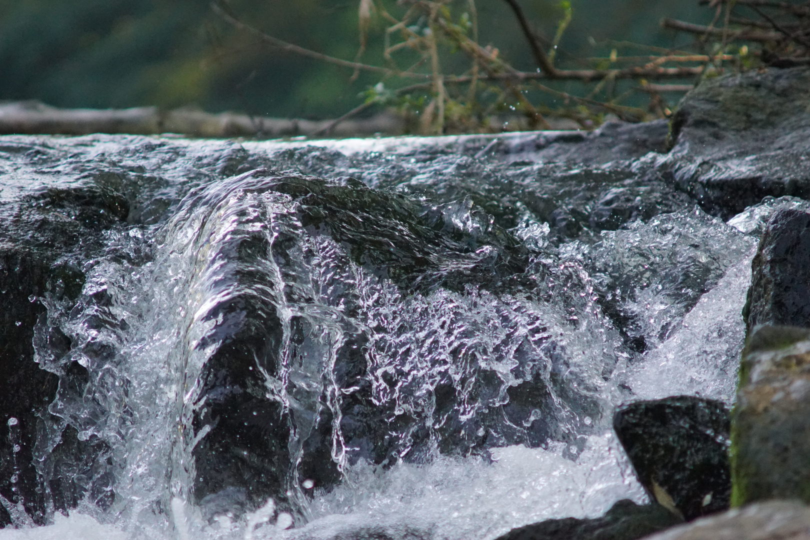 Kleiner Wasserfall