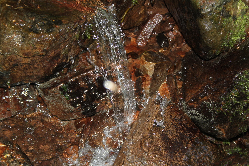 kleiner Wasserfall