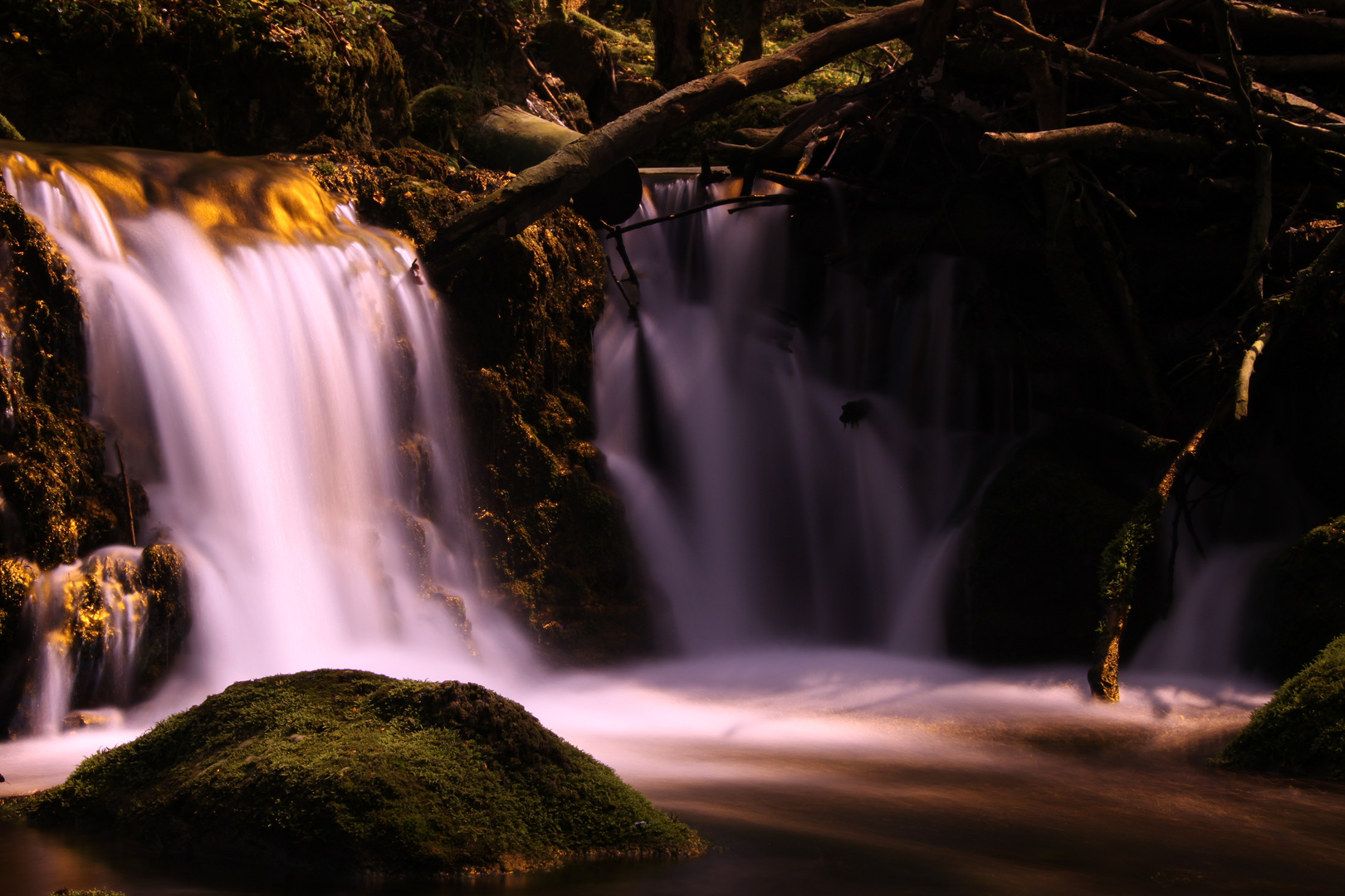 kleiner Wasserfall