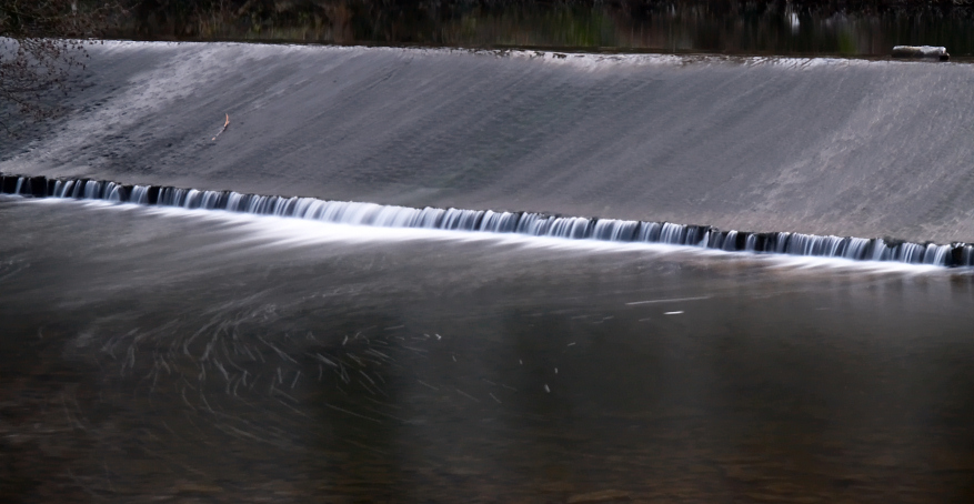 kleiner Wasserfall