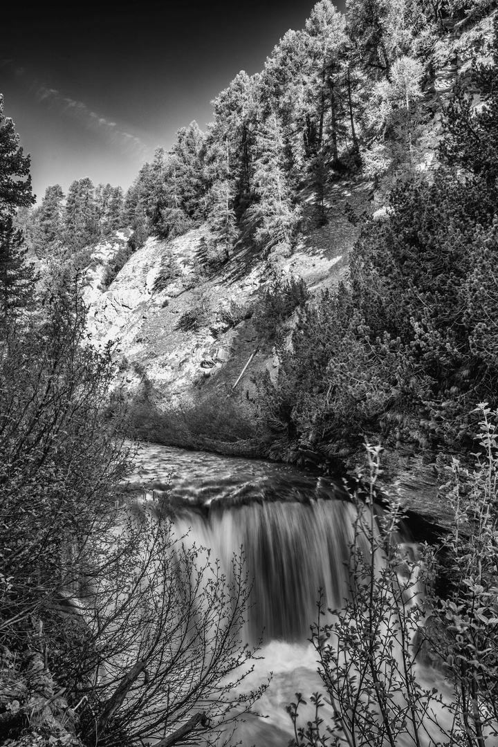 Kleiner Wasserfall