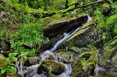 Kleiner Wasserfall