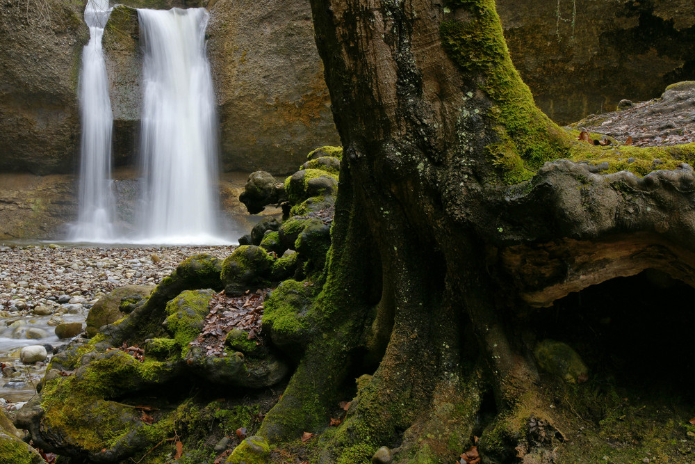 Kleiner Wasserfall