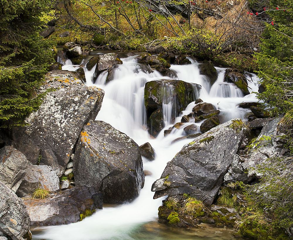 Kleiner Wasserfall