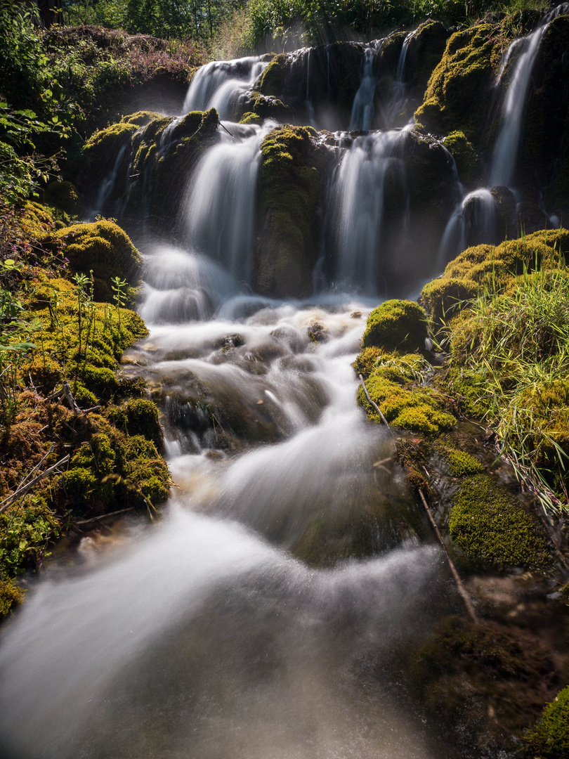 kleiner Wasserfall 