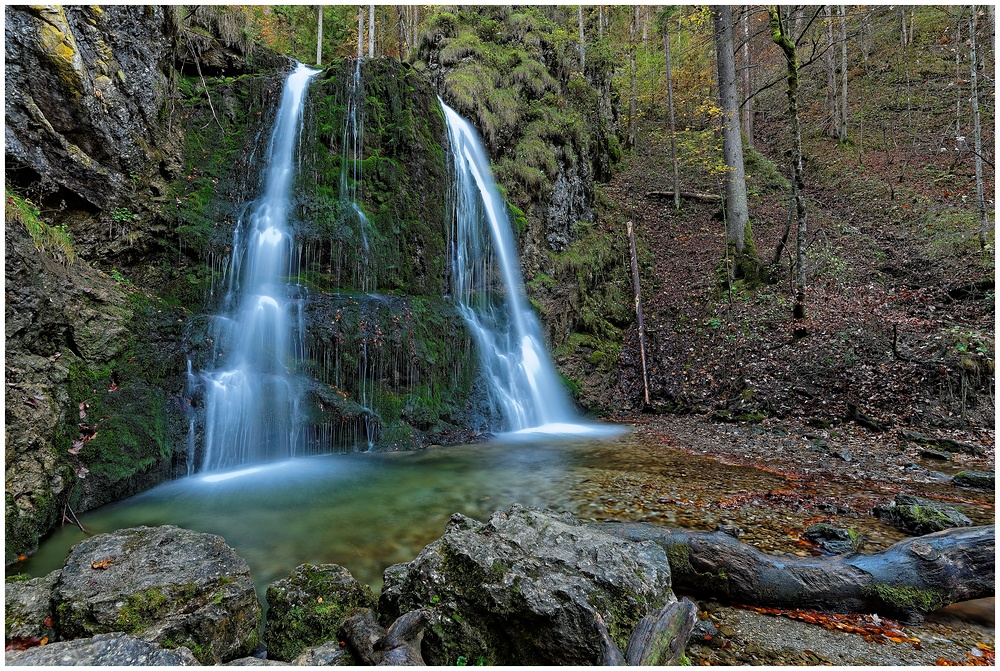 Kleiner Wasserfall