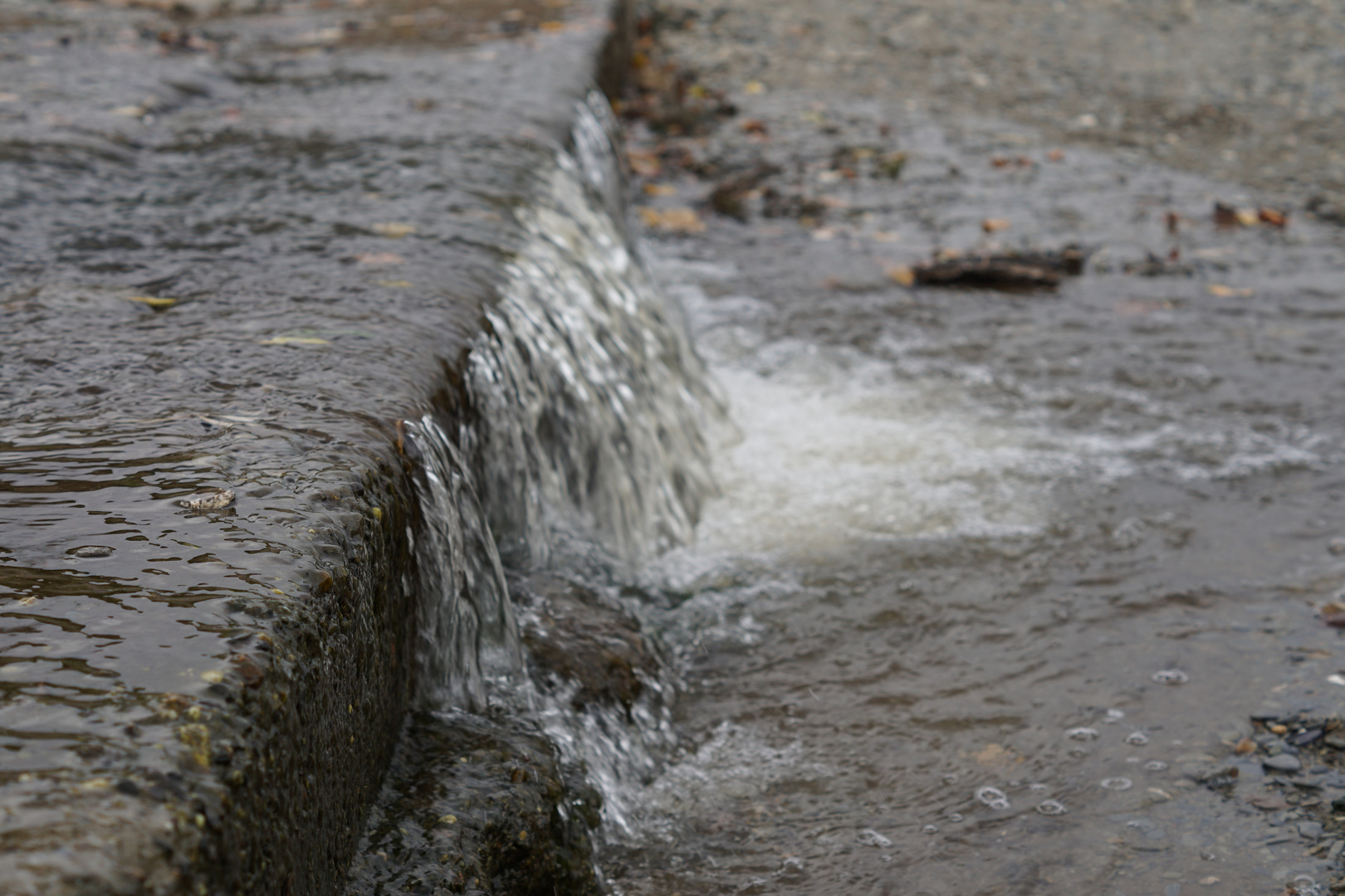 Kleiner Wasserfall