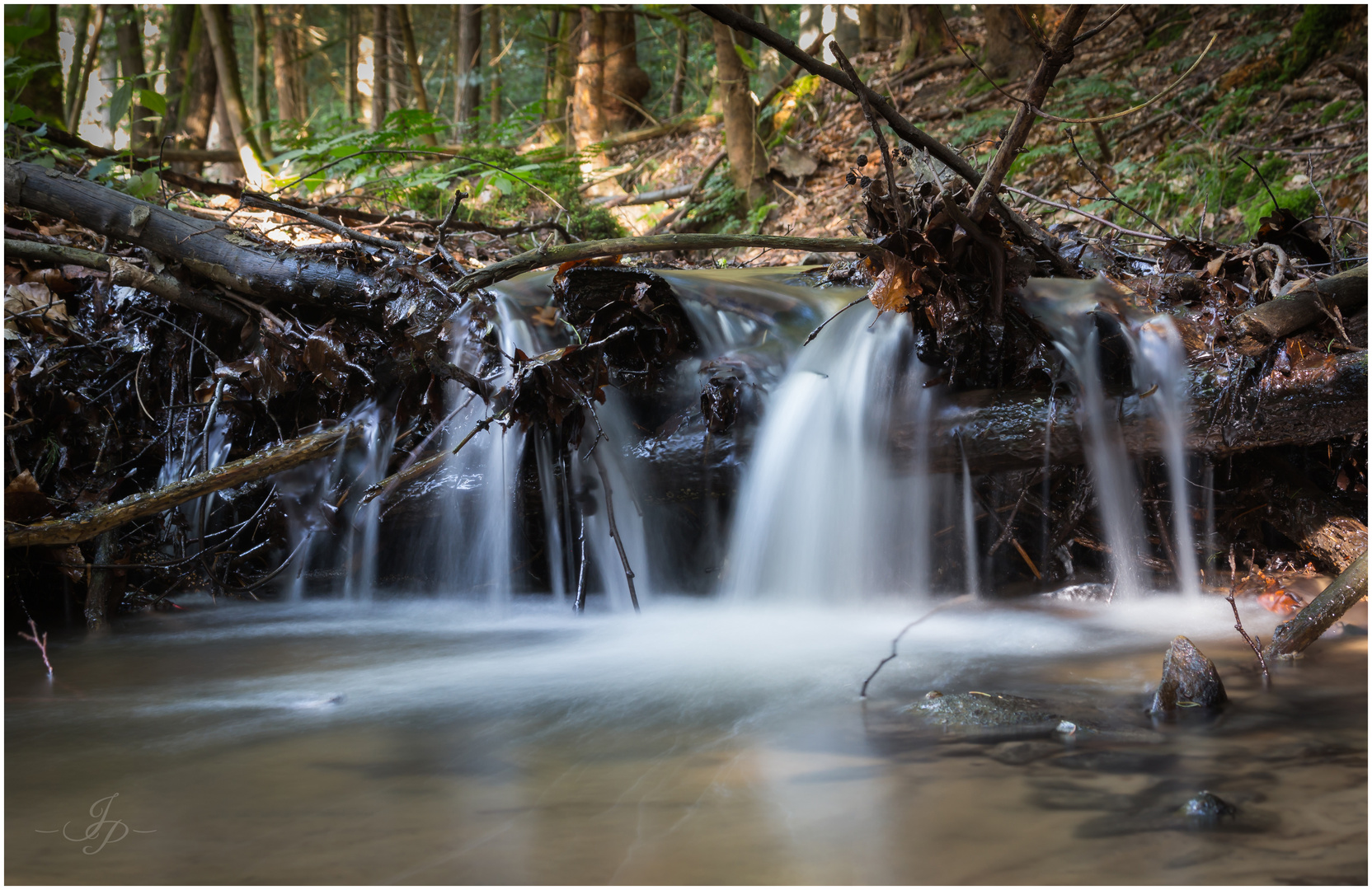 Kleiner Wasserfall