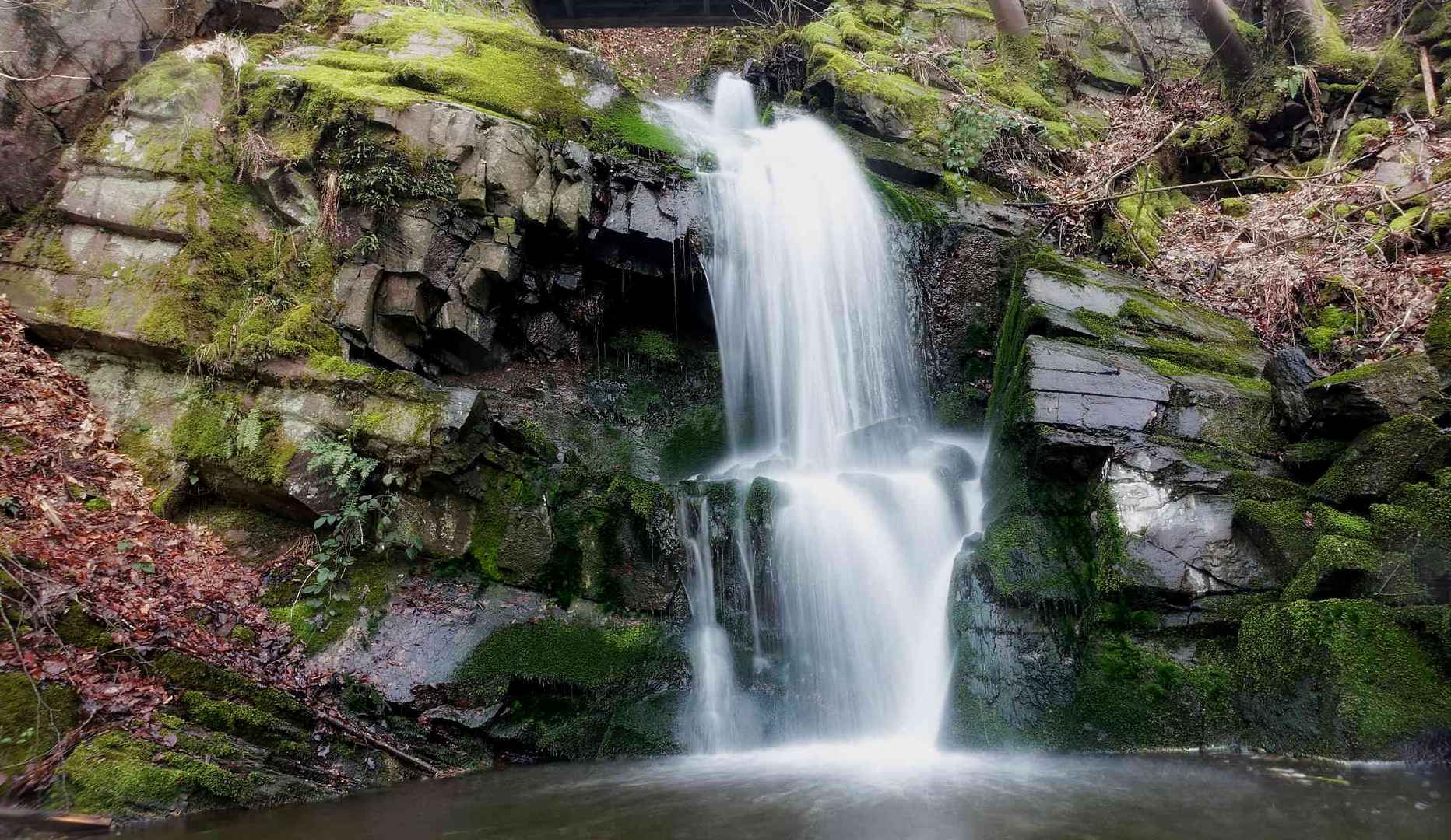 kleiner Wasserfall