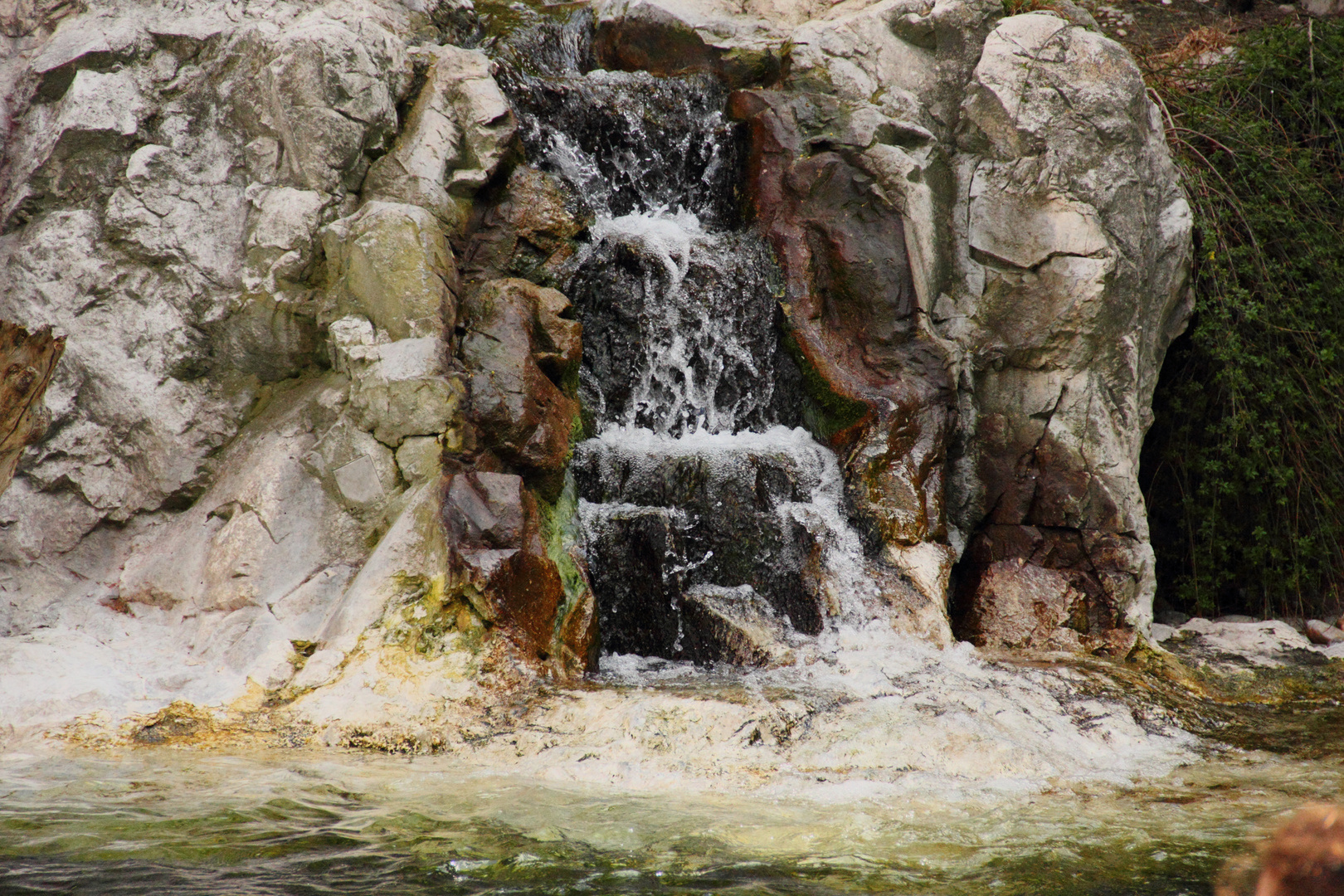 kleiner Wasserfall