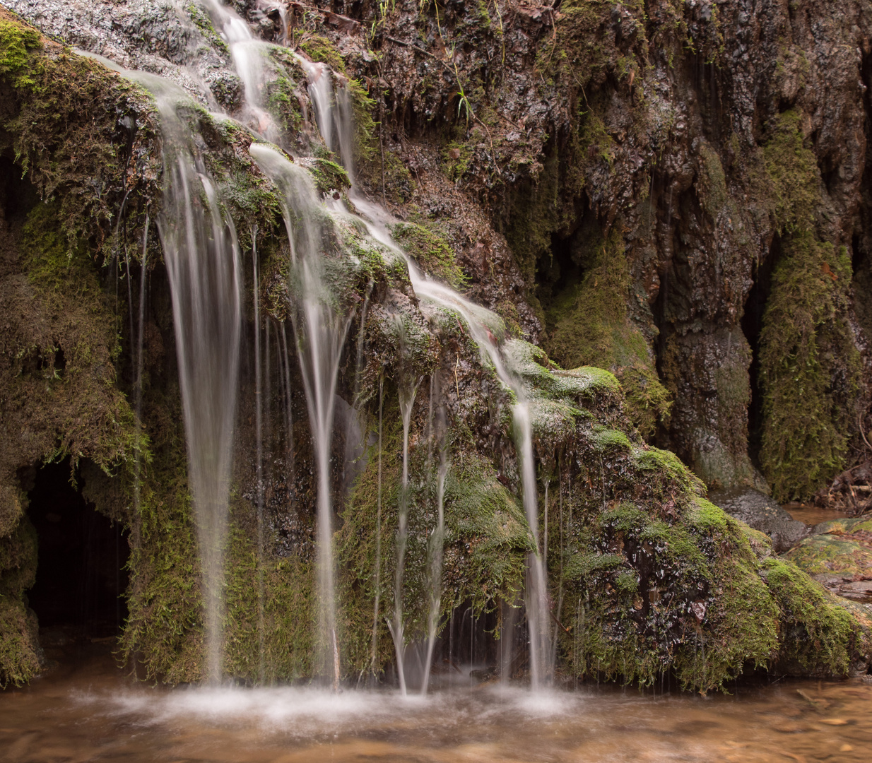 Kleiner Wasserfall