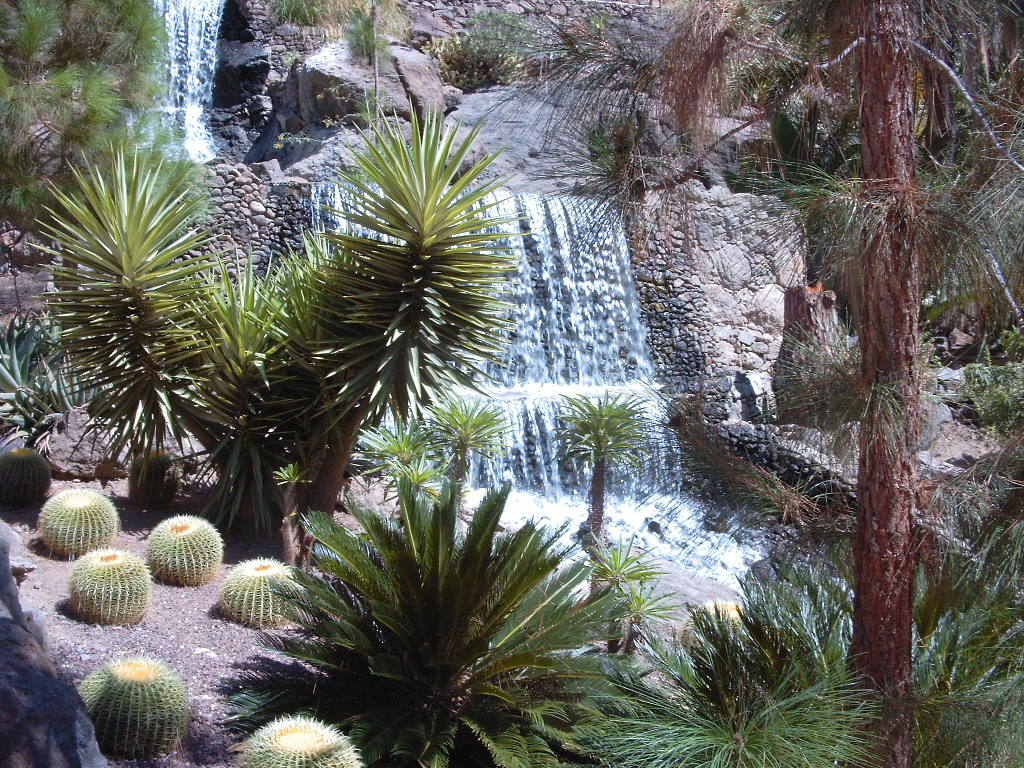 Kleiner Wasserfall