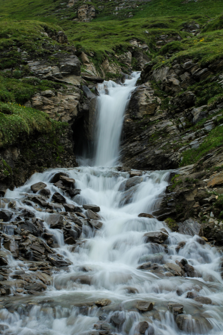 kleiner Wasserfall