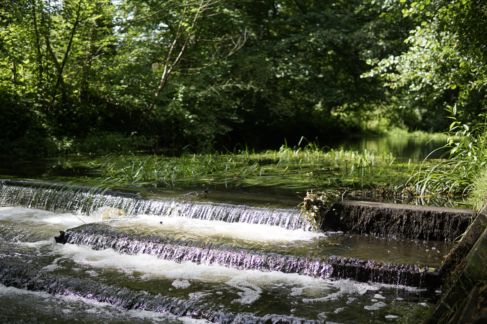 Kleiner Wasserfall