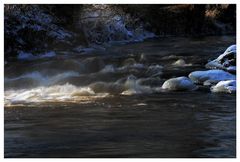 Kleiner Wasserfall am Bendestorfer Wehr