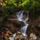 Kleiner Wasserfall am Lainbach