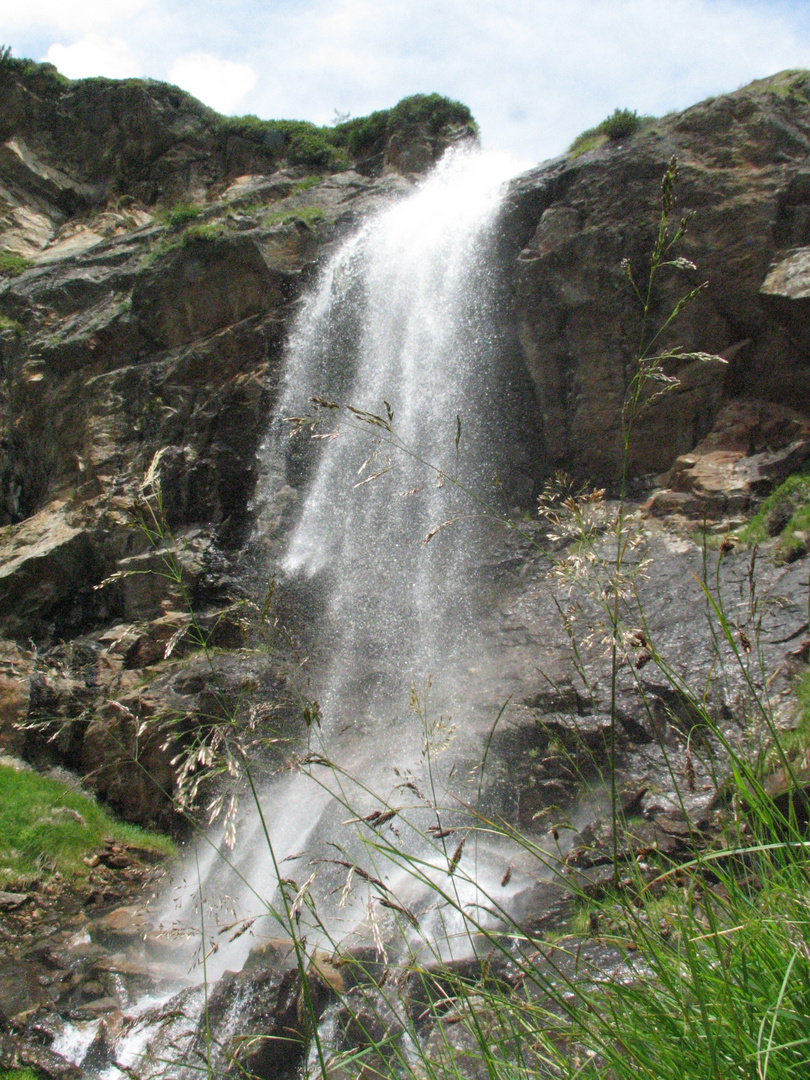 Kleiner Wasserfall