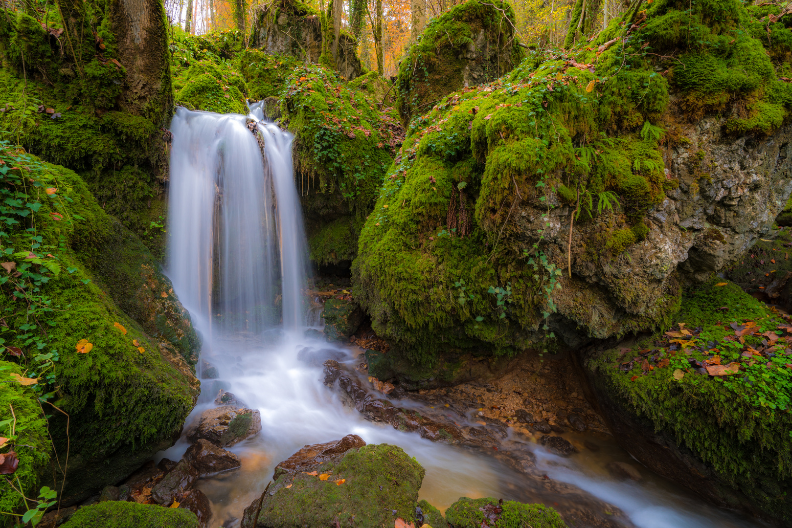 Kleiner Wasserfall