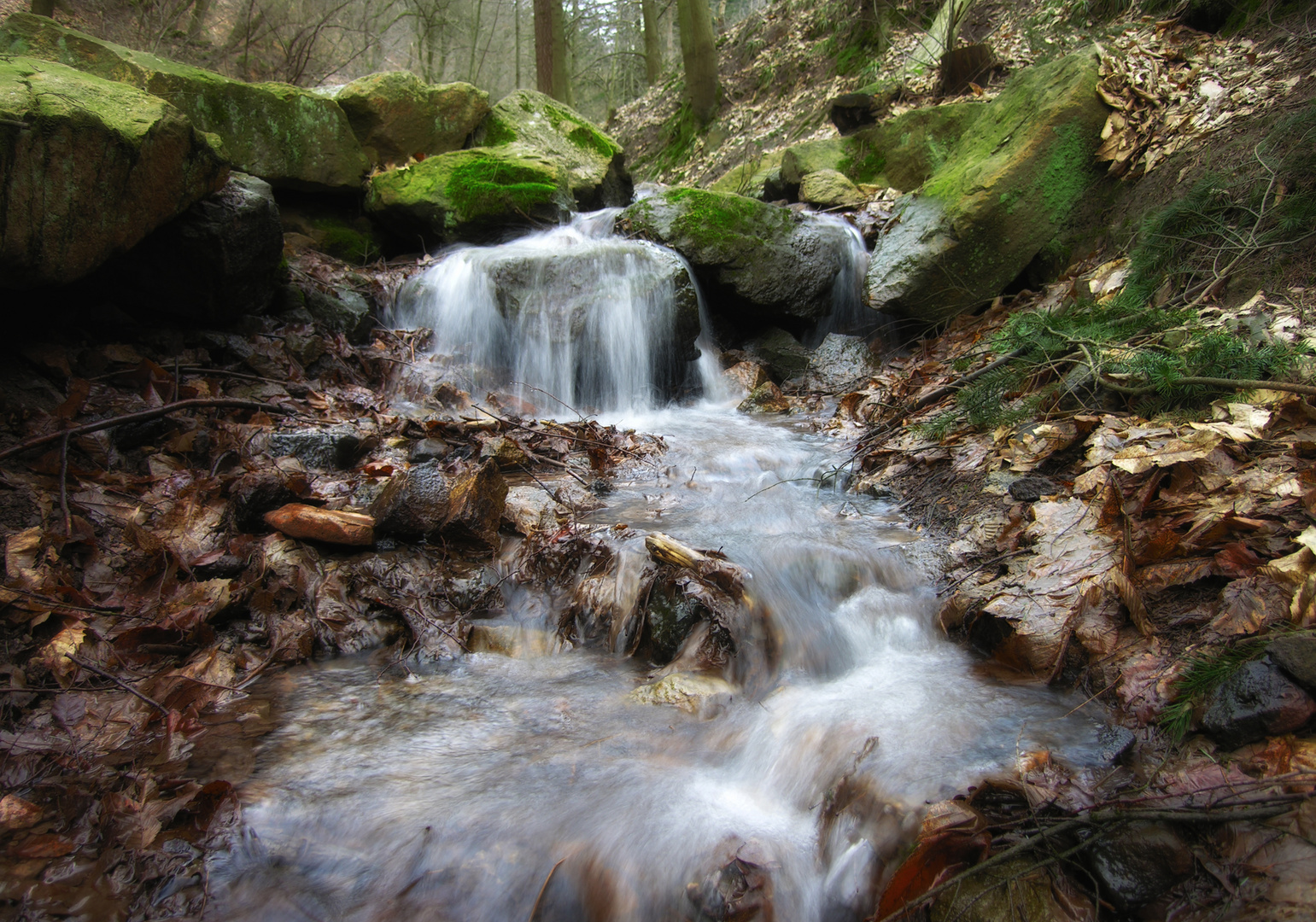 Kleiner Wasserfall