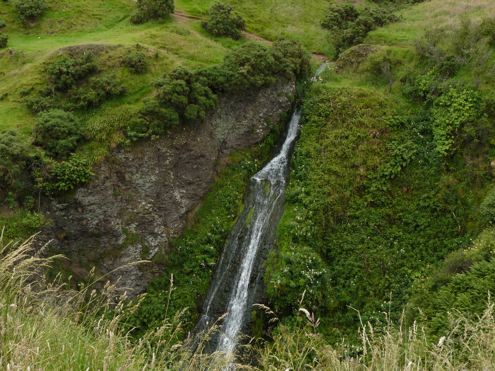 Kleiner Wasserfall