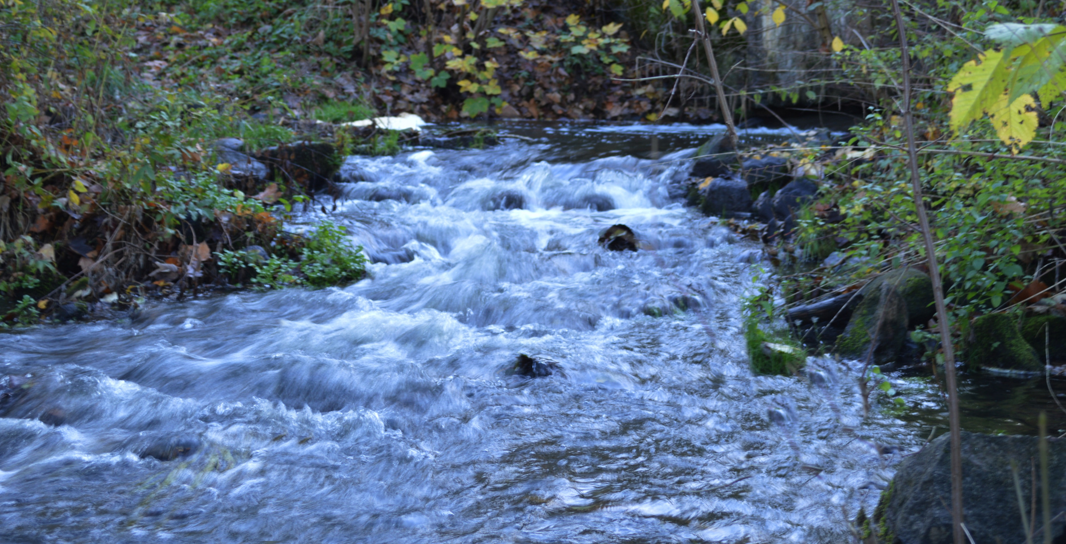 Kleiner Wasserfall