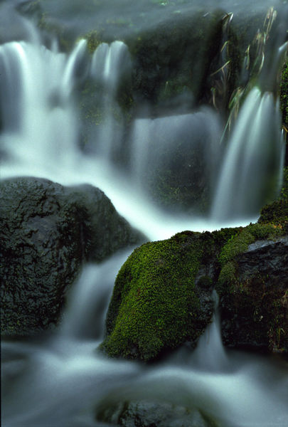 Kleiner Wasserfall