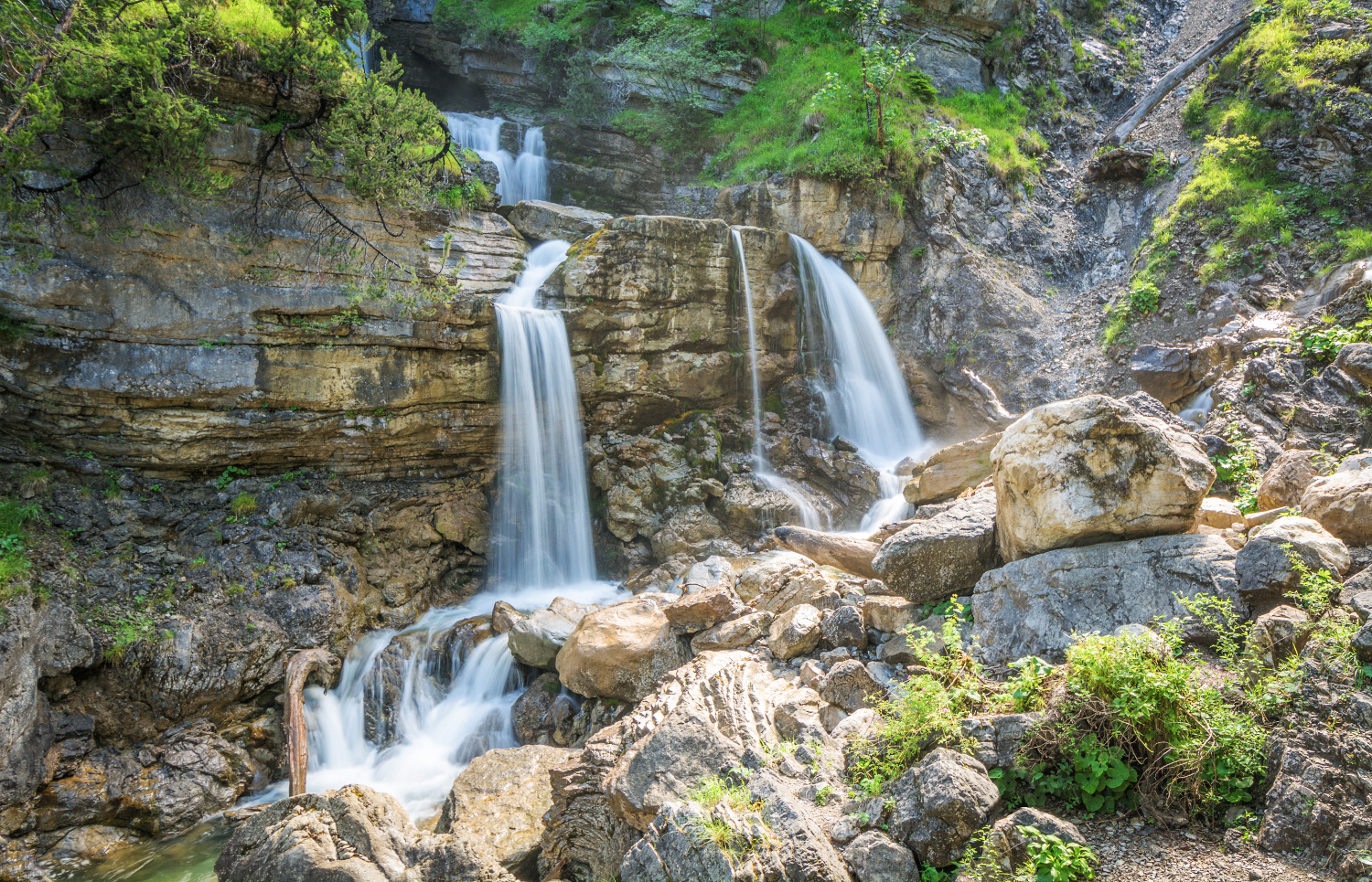 kleiner Wasserfall