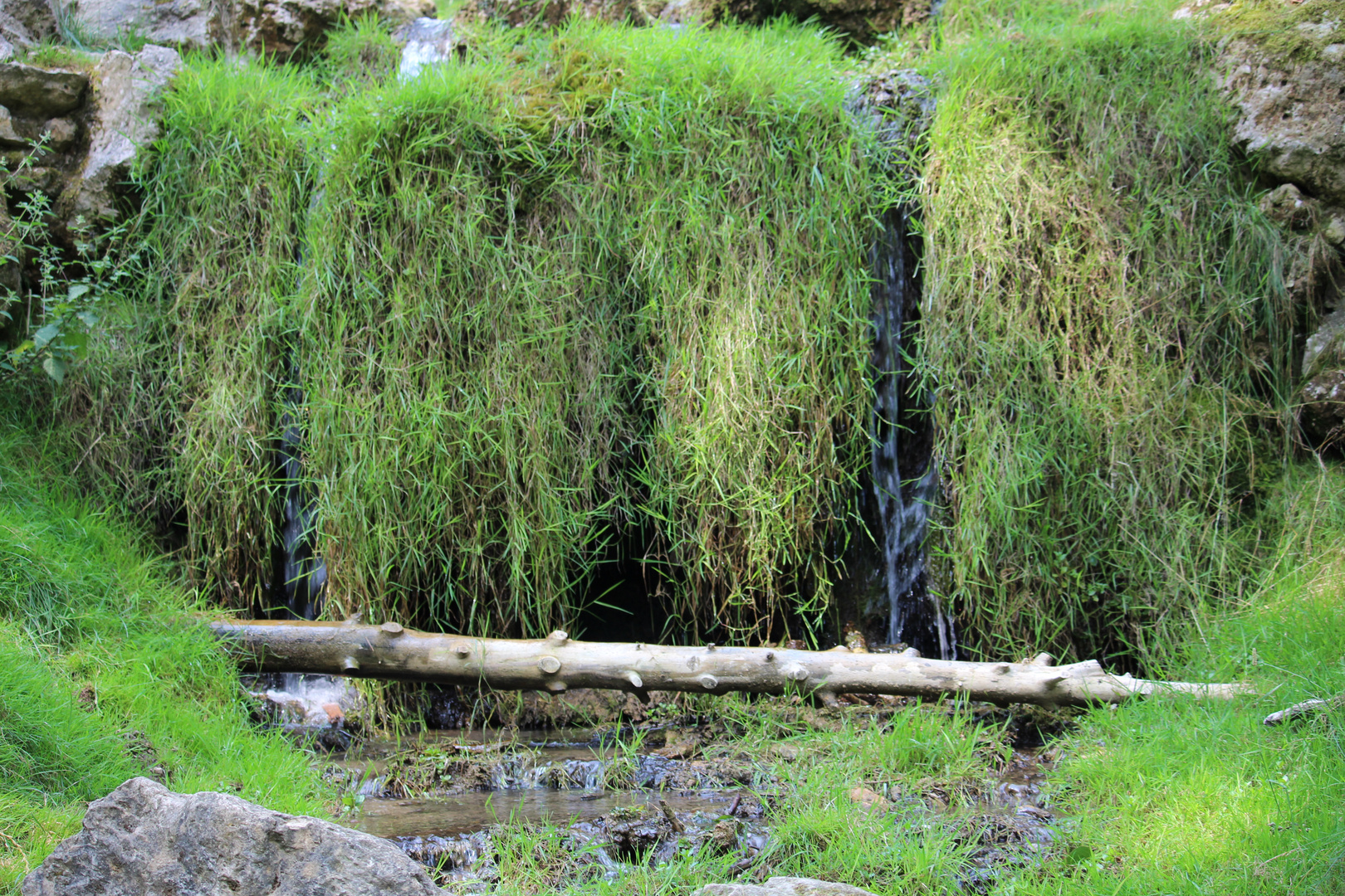 kleiner Wasserfall