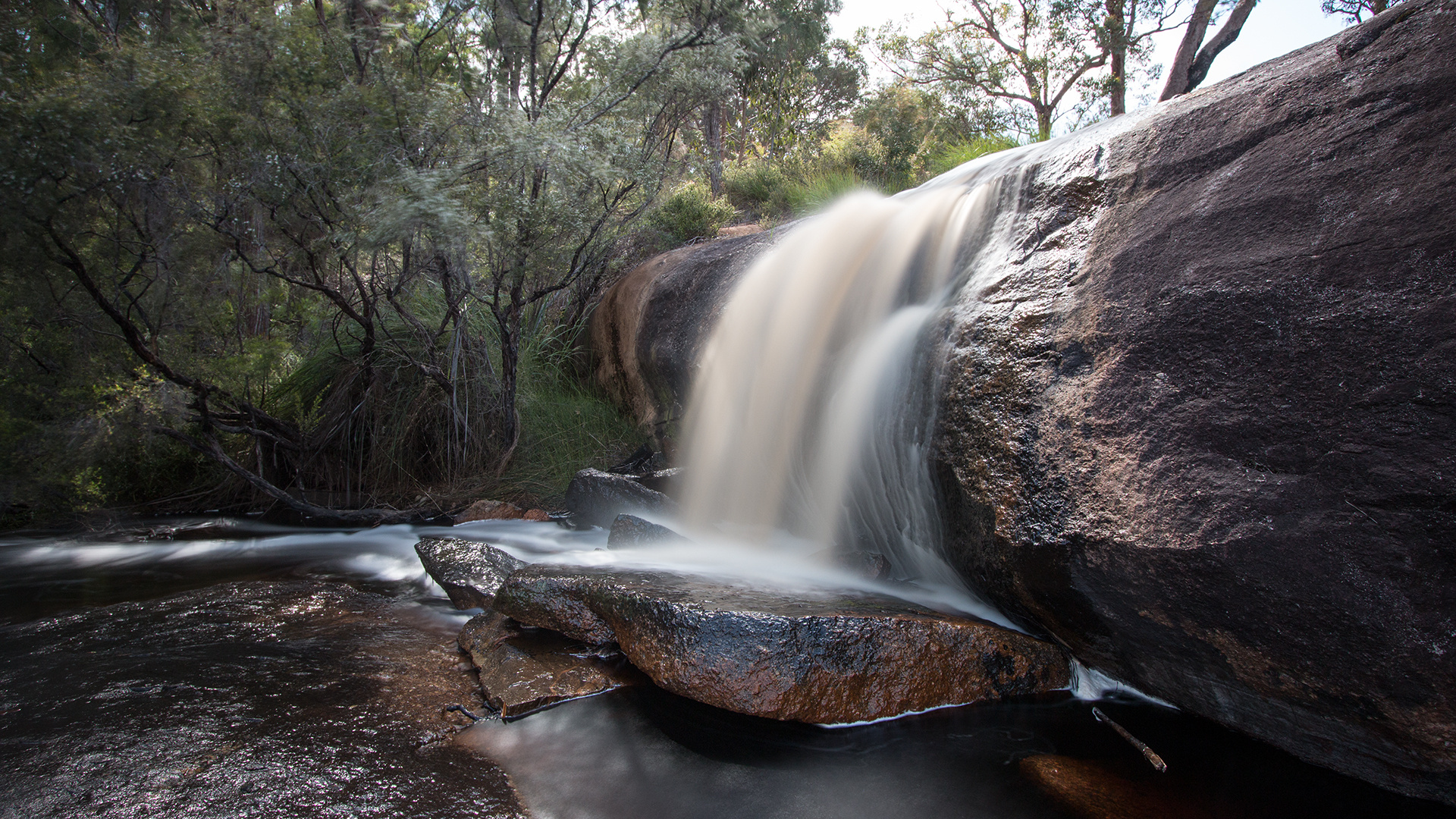 kleiner Wasserfall