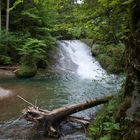 Kleiner Wasserfall im Eisdtobel bei Maierhöfen